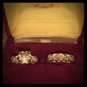 Vintage 1942 Wedding Ring Set